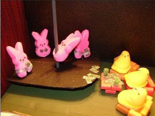 Peep Show!
