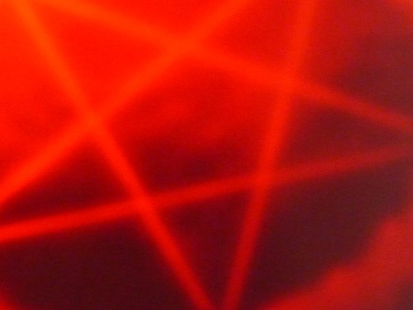 crue-red-pentagram1