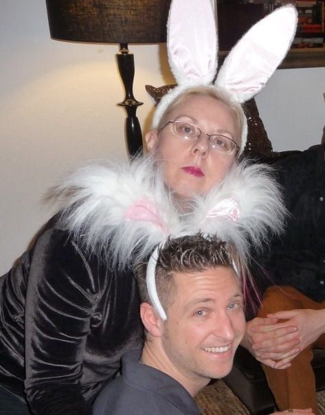 two-gs-wear-ears